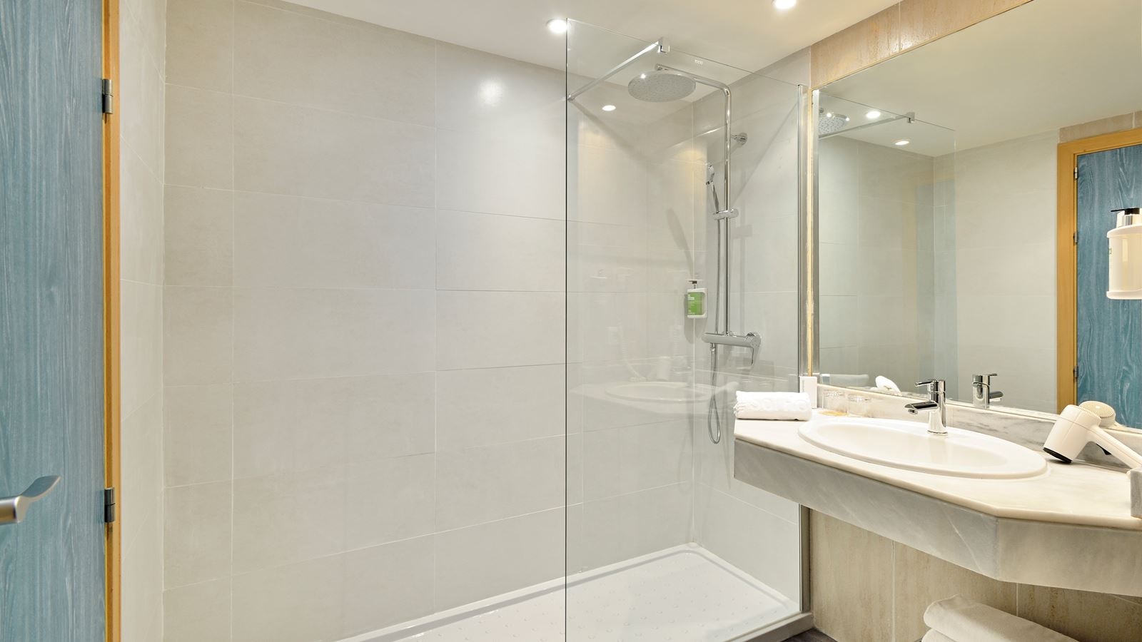 rooms-standard-roomstandard-room-single-use