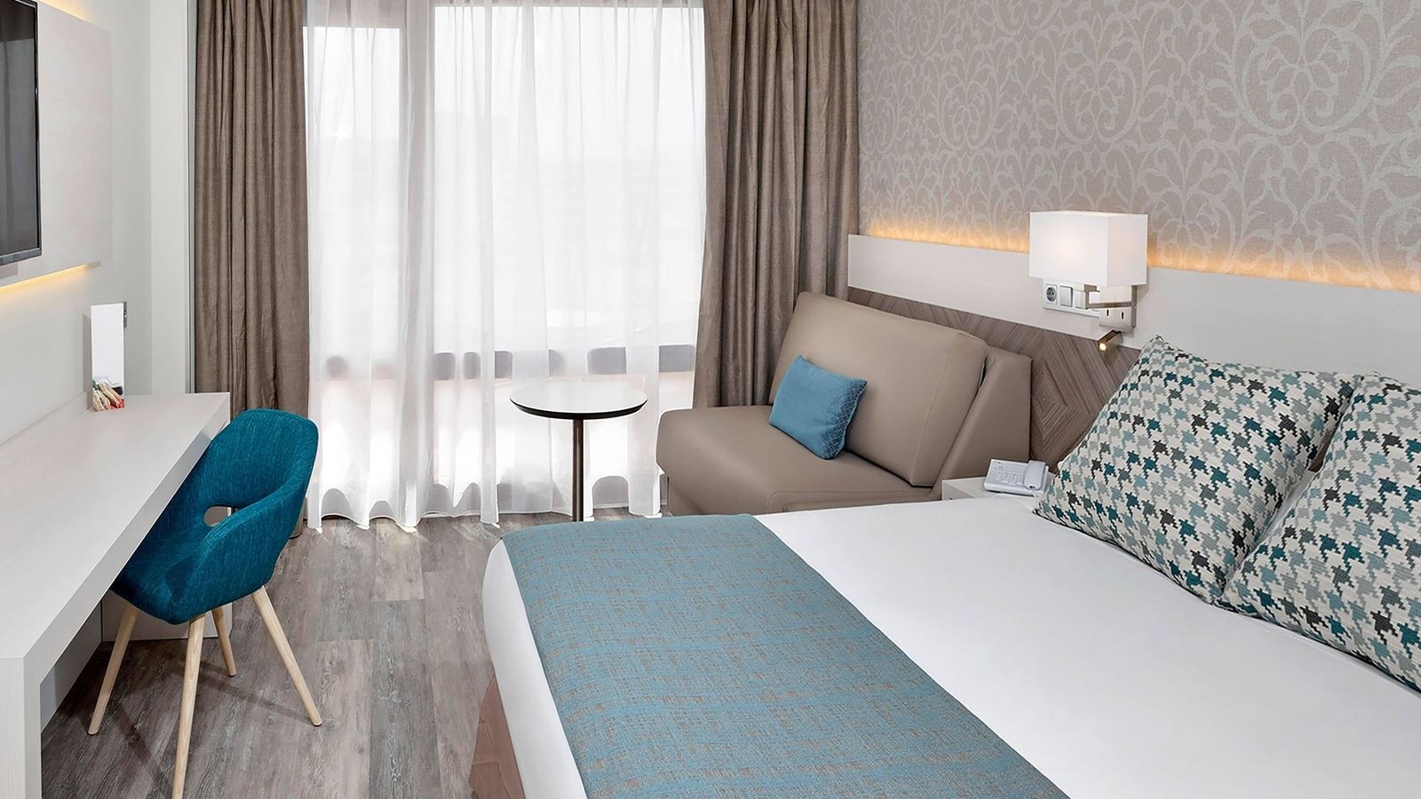 rooms-double-standard