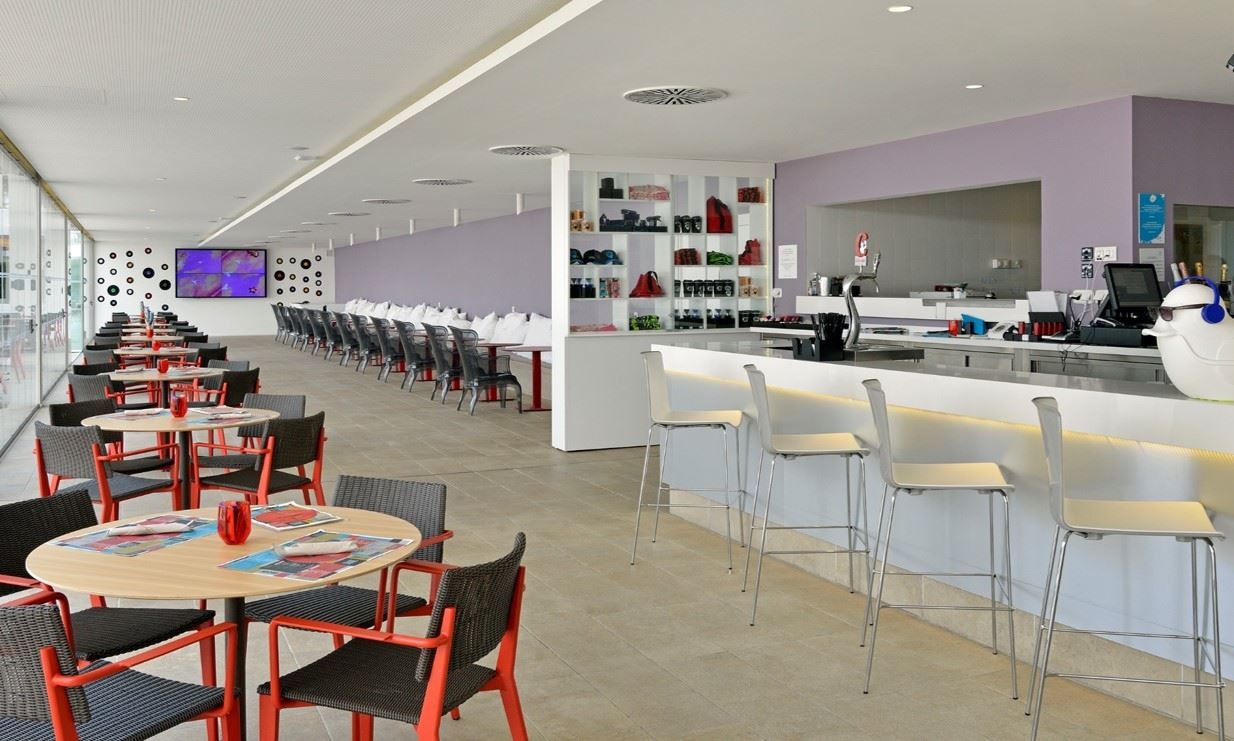 restaurants-play-bar