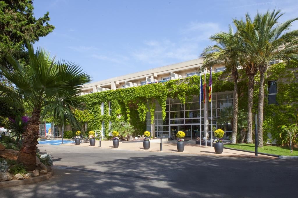 general-main-building