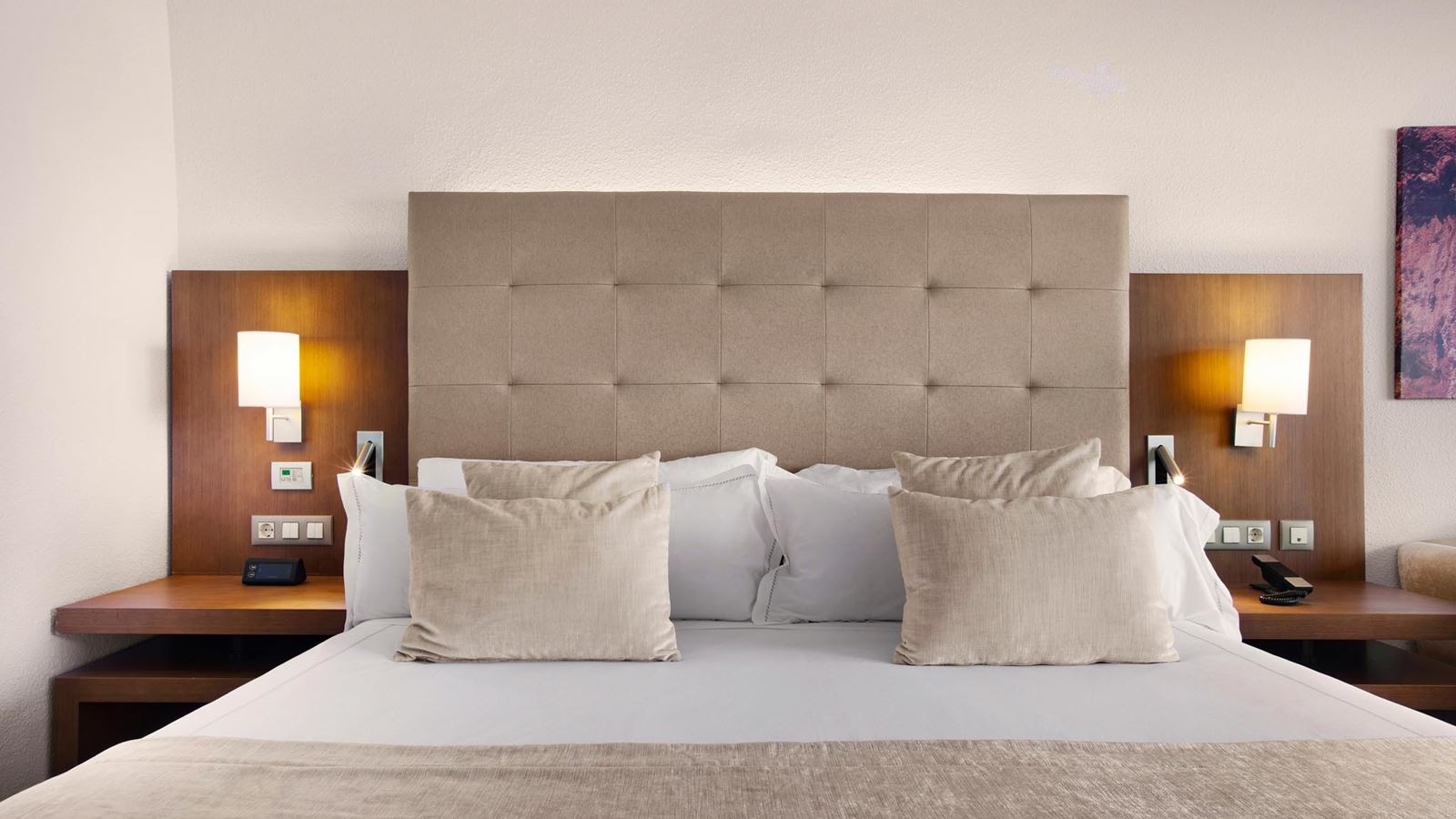 rooms-double-superior-sideseaview-balcony-or-terrace