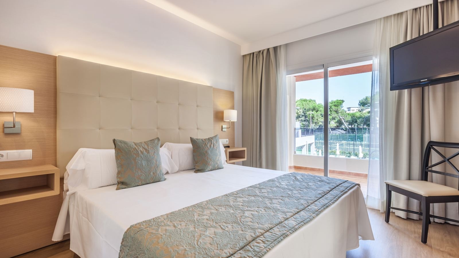 rooms-apartment-royalterrace