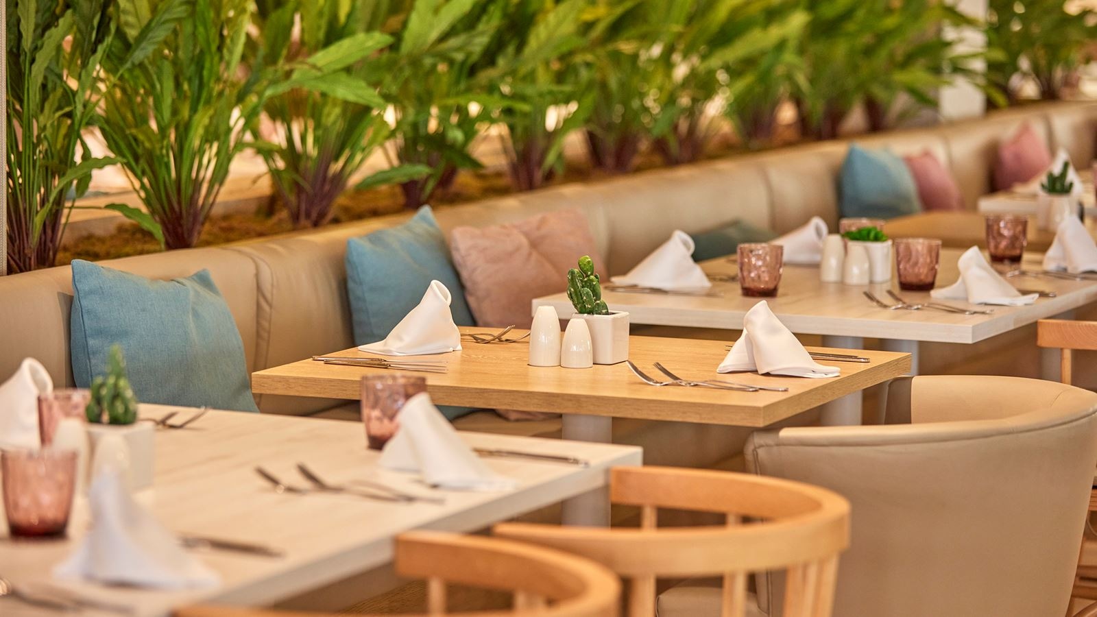 restaurants-buffet-caprice