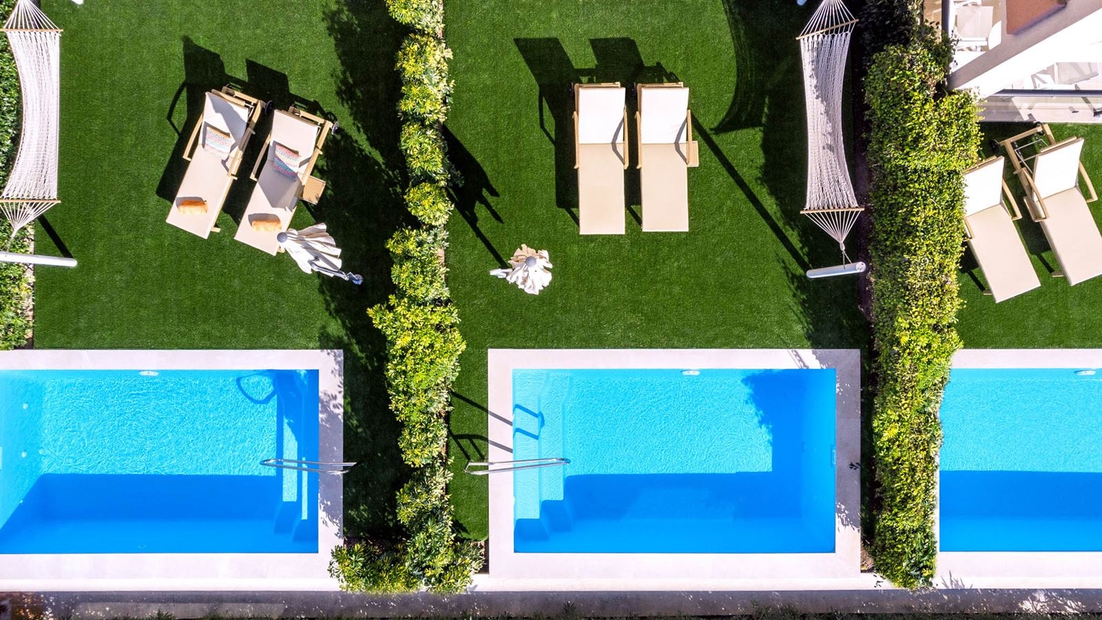 rooms-apt-1-bedroom-with-private-pool-selection-club
