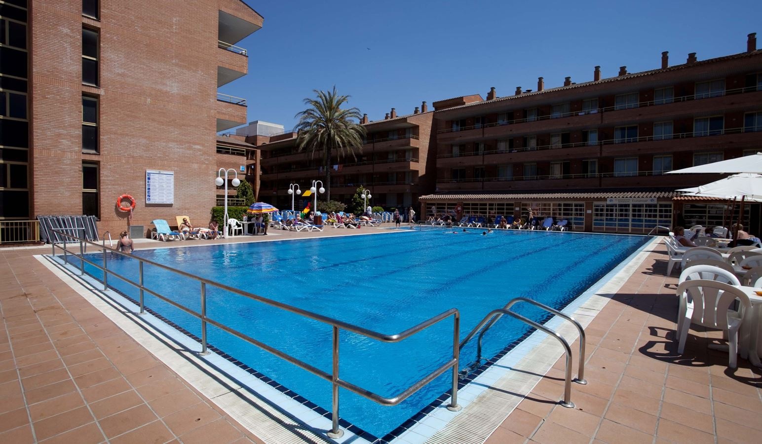 pools-outdoor--indoor-pool