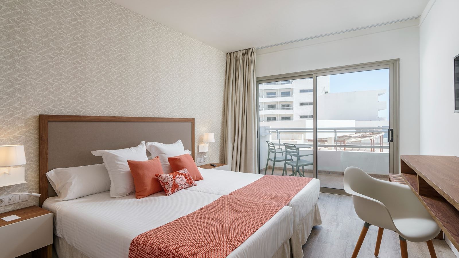 rooms-suite-frontal-ocean-view