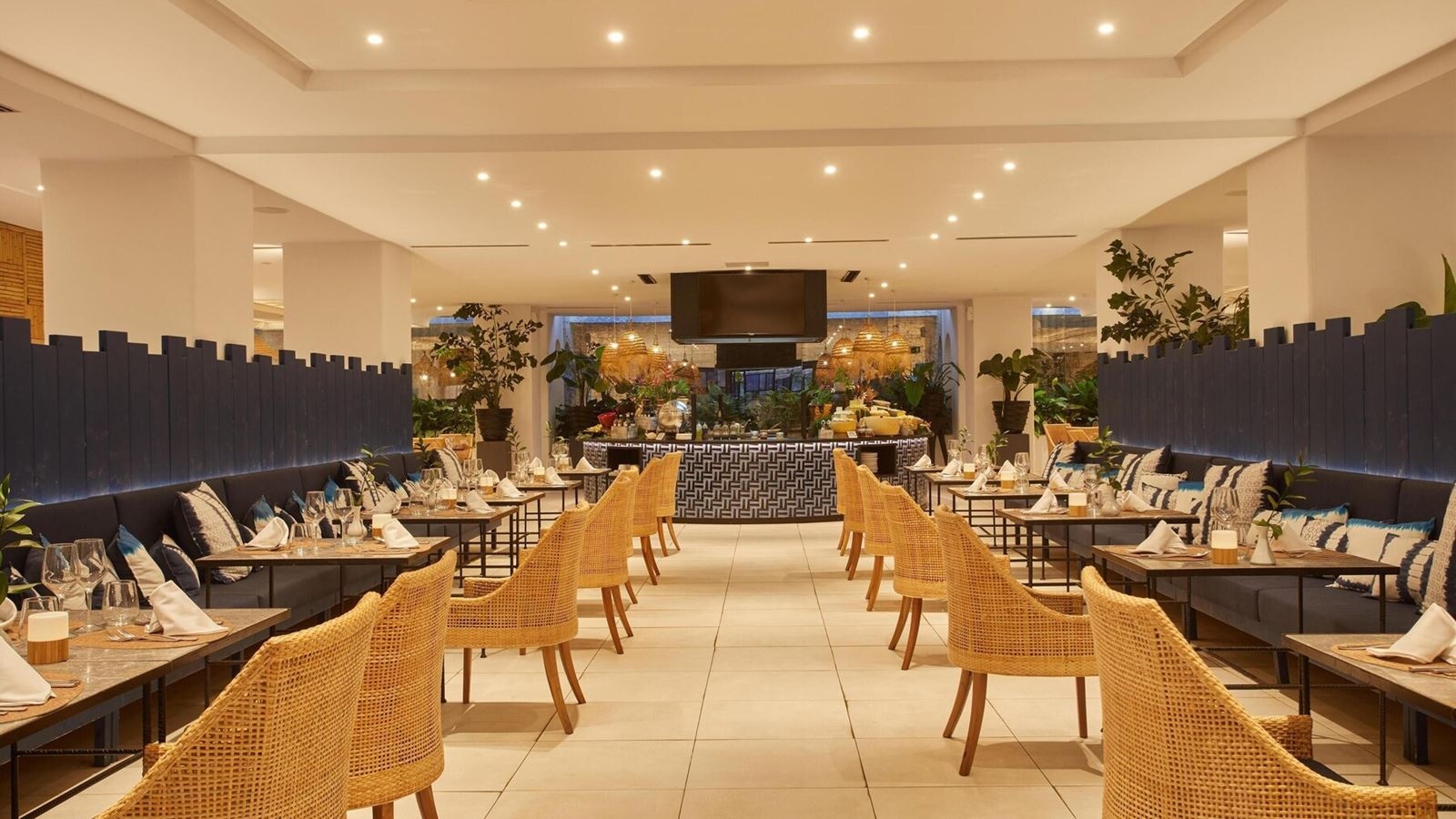 restaurants-restaurants