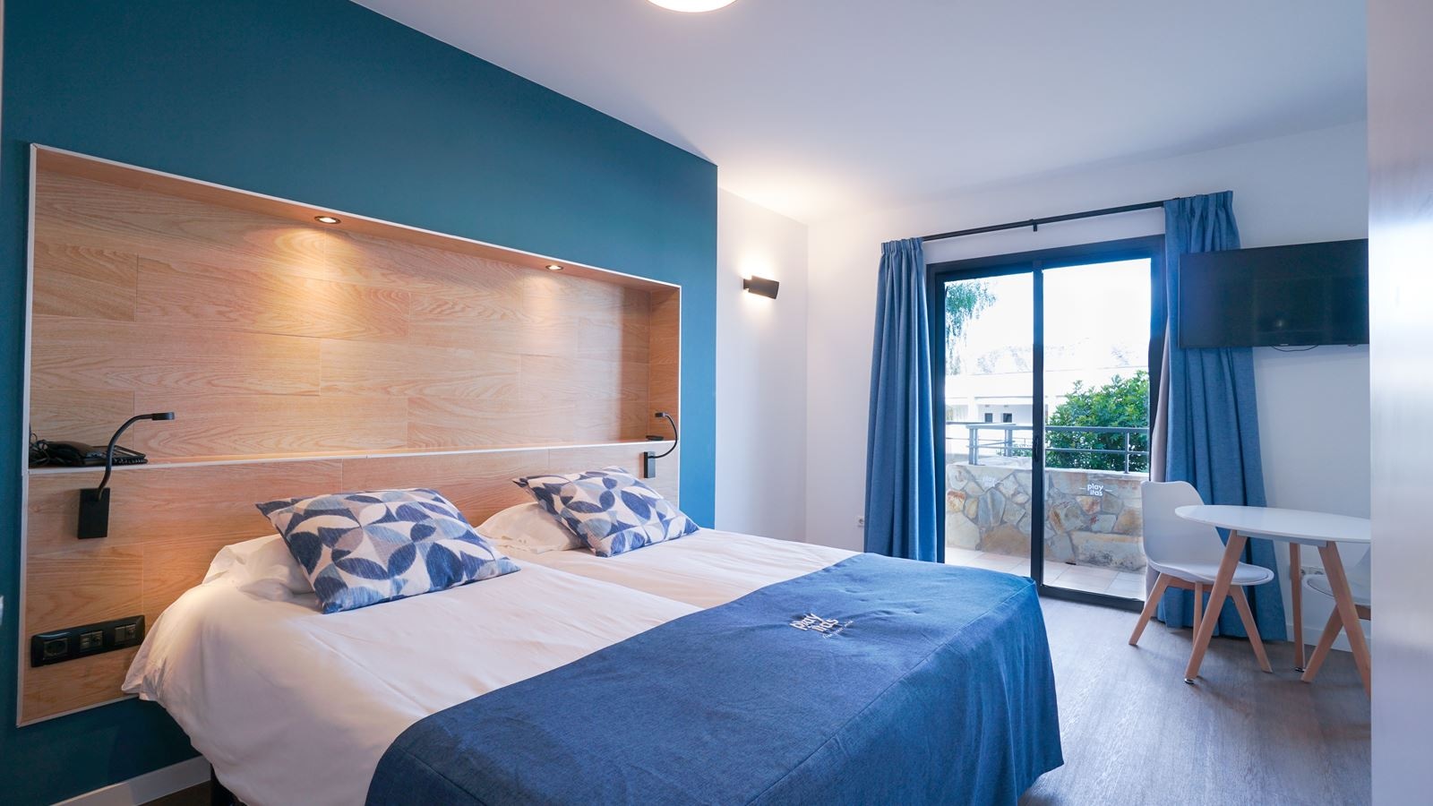 rooms-double-room-sea-view