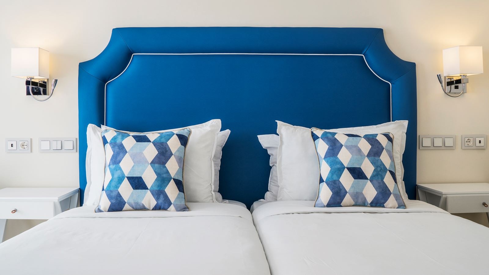 rooms-double-standard-room-balcony-or-terrace