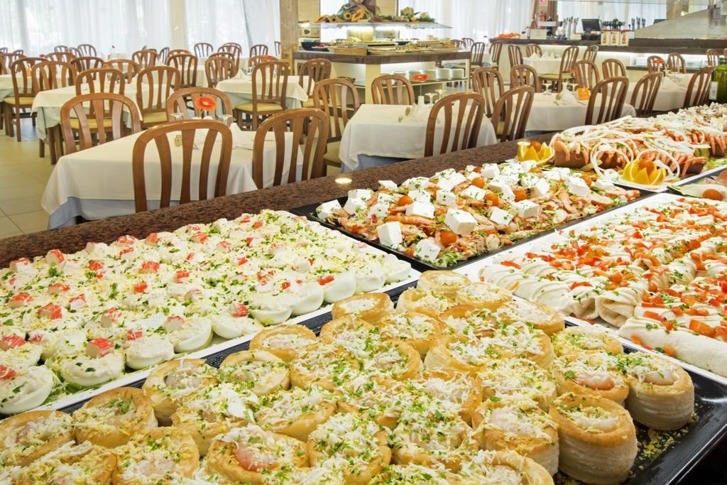 restaurants-restaurant