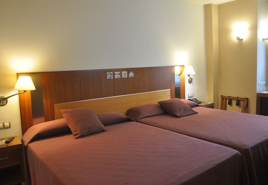 rooms-room-family