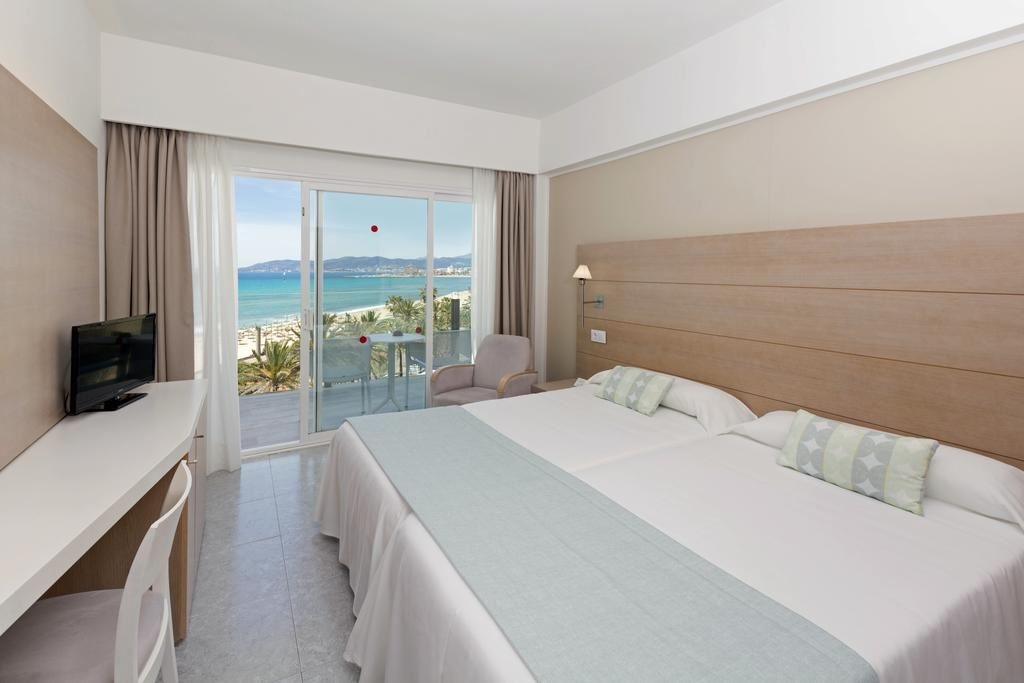 rooms-twin-room