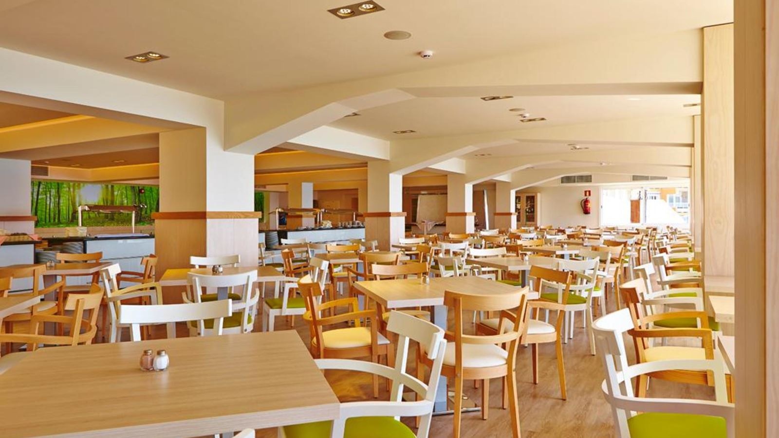 restaurants-restaurants