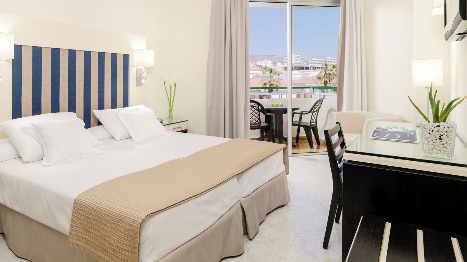 rooms-double-single-use