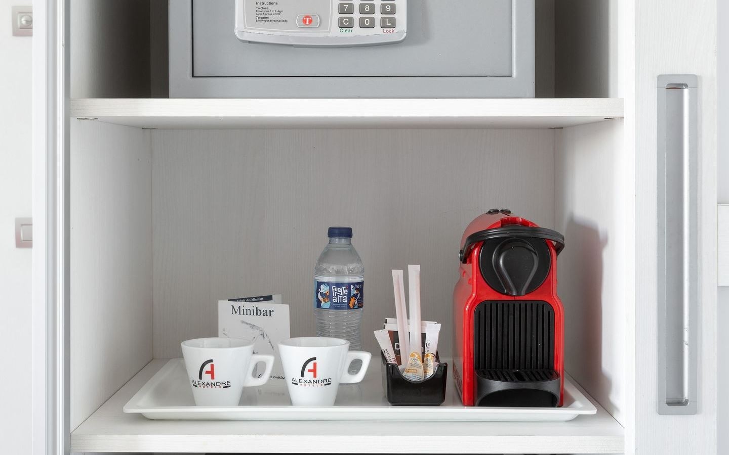 rooms-club-alexandre-room