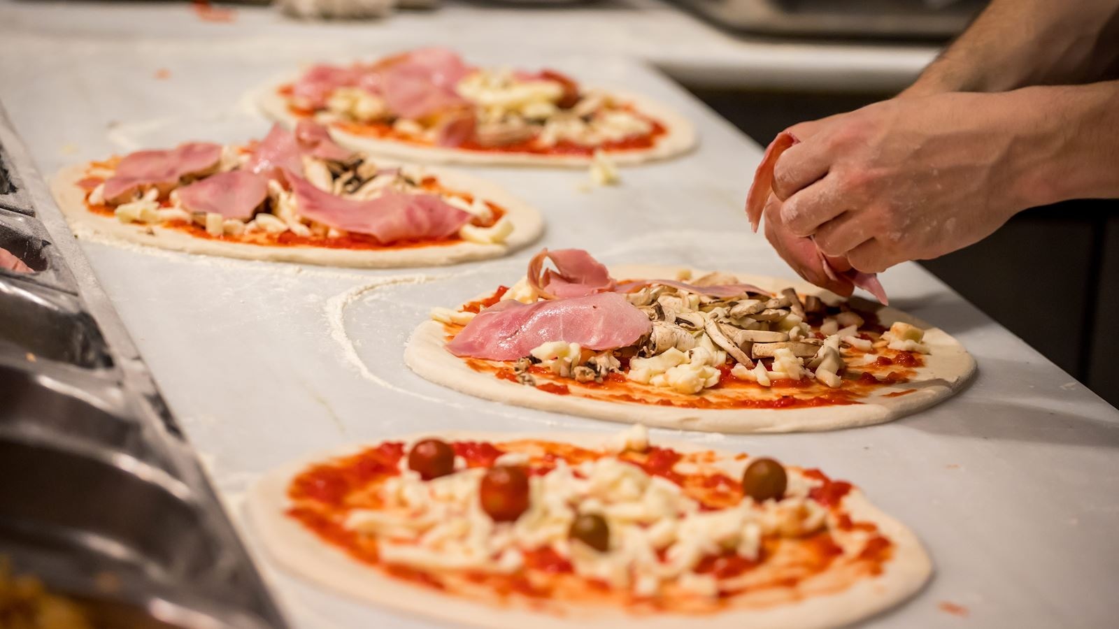 restaurants-restaurants