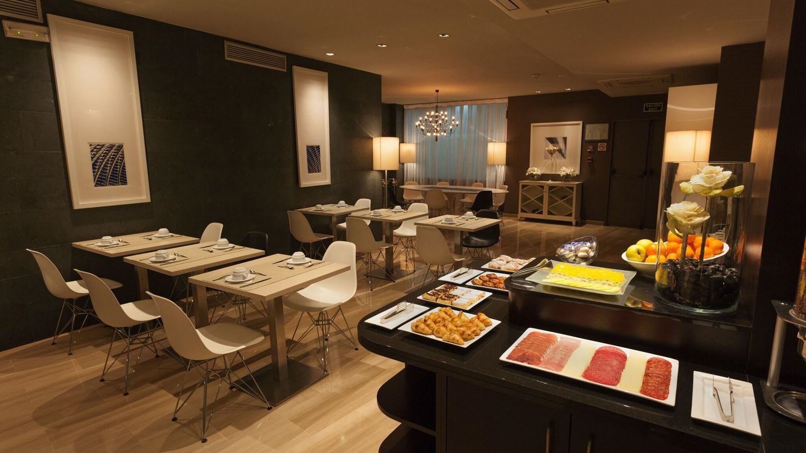 restaurants-restaurants