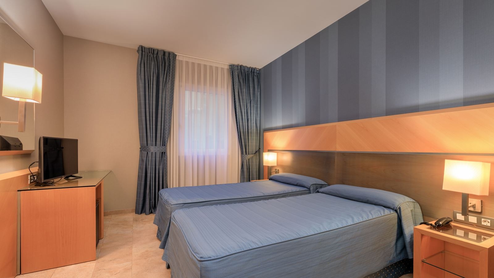 rooms-double-or-twin-standard