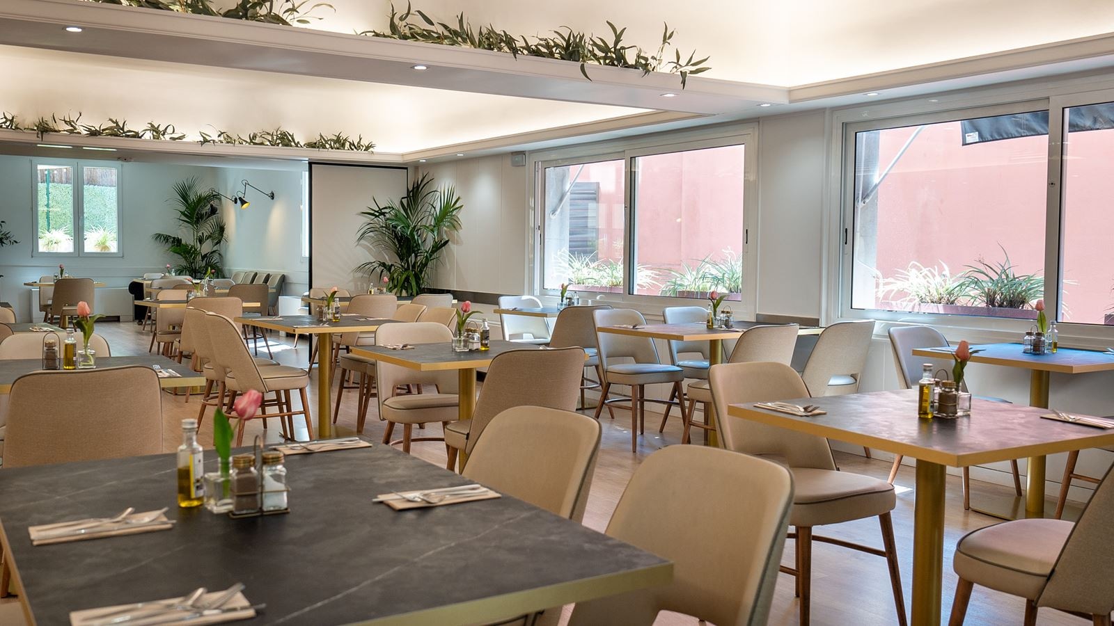 restaurants-main-restaurant