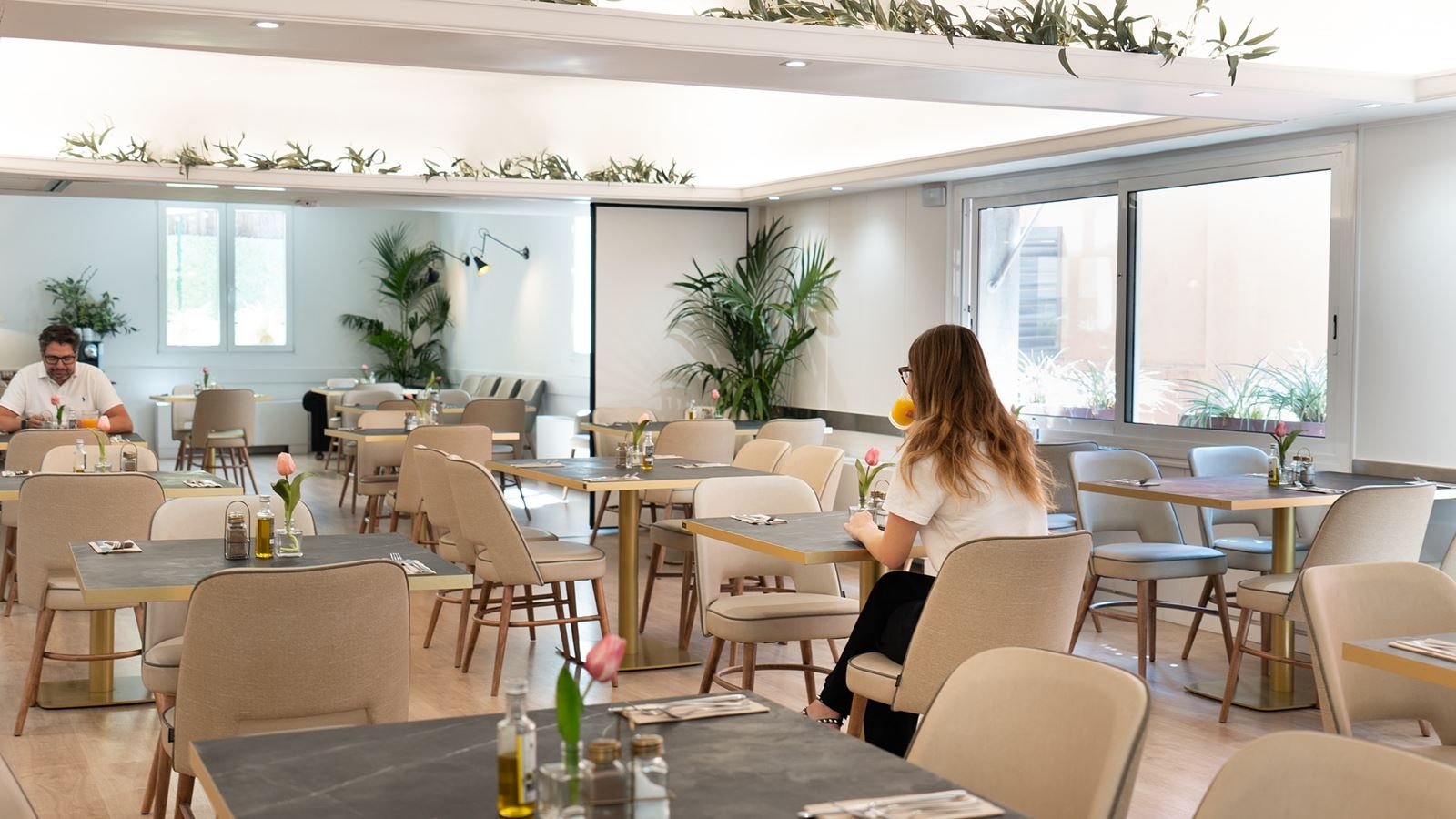 restaurants-main-restaurant