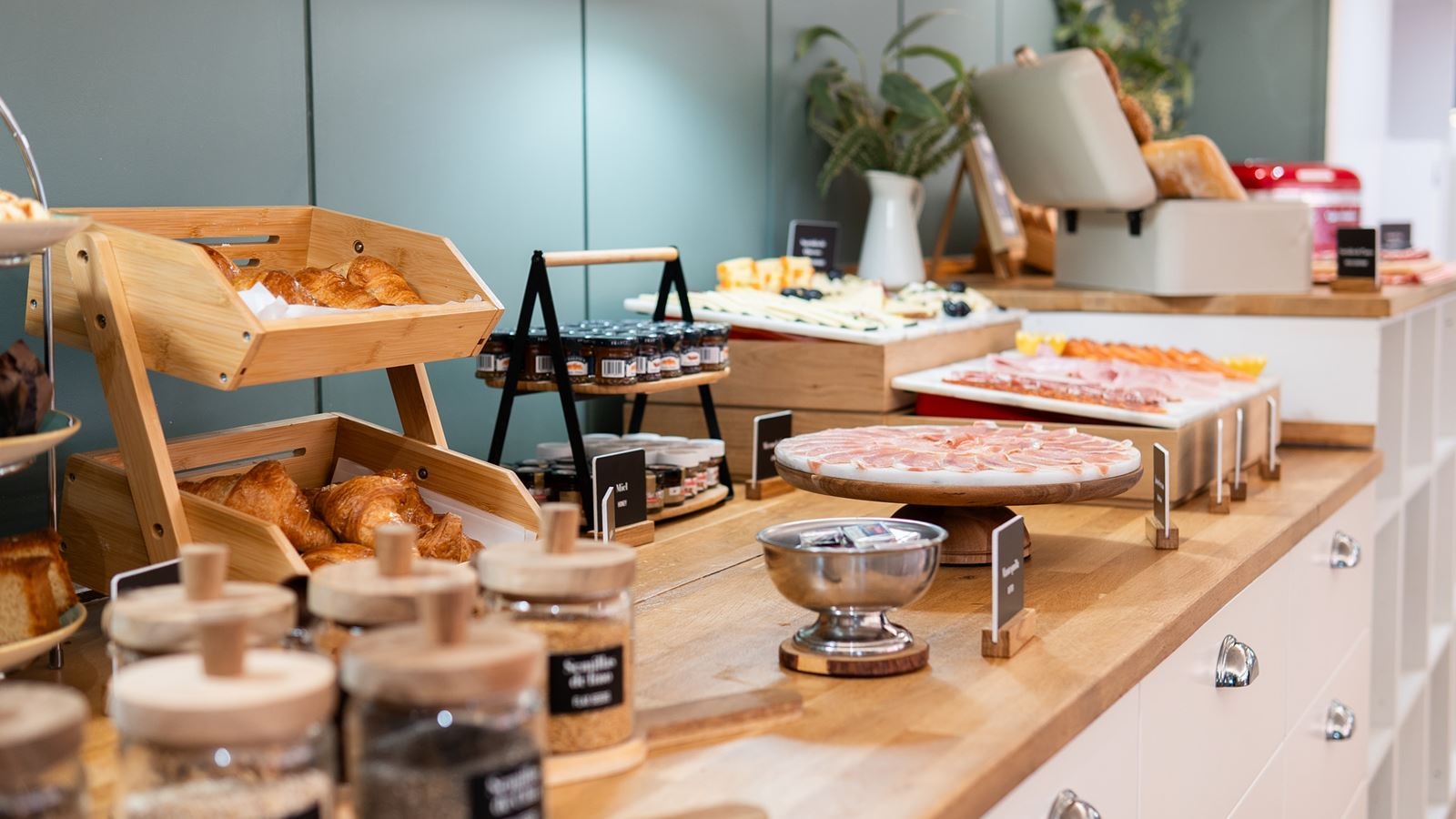 restaurants-main-restaurant