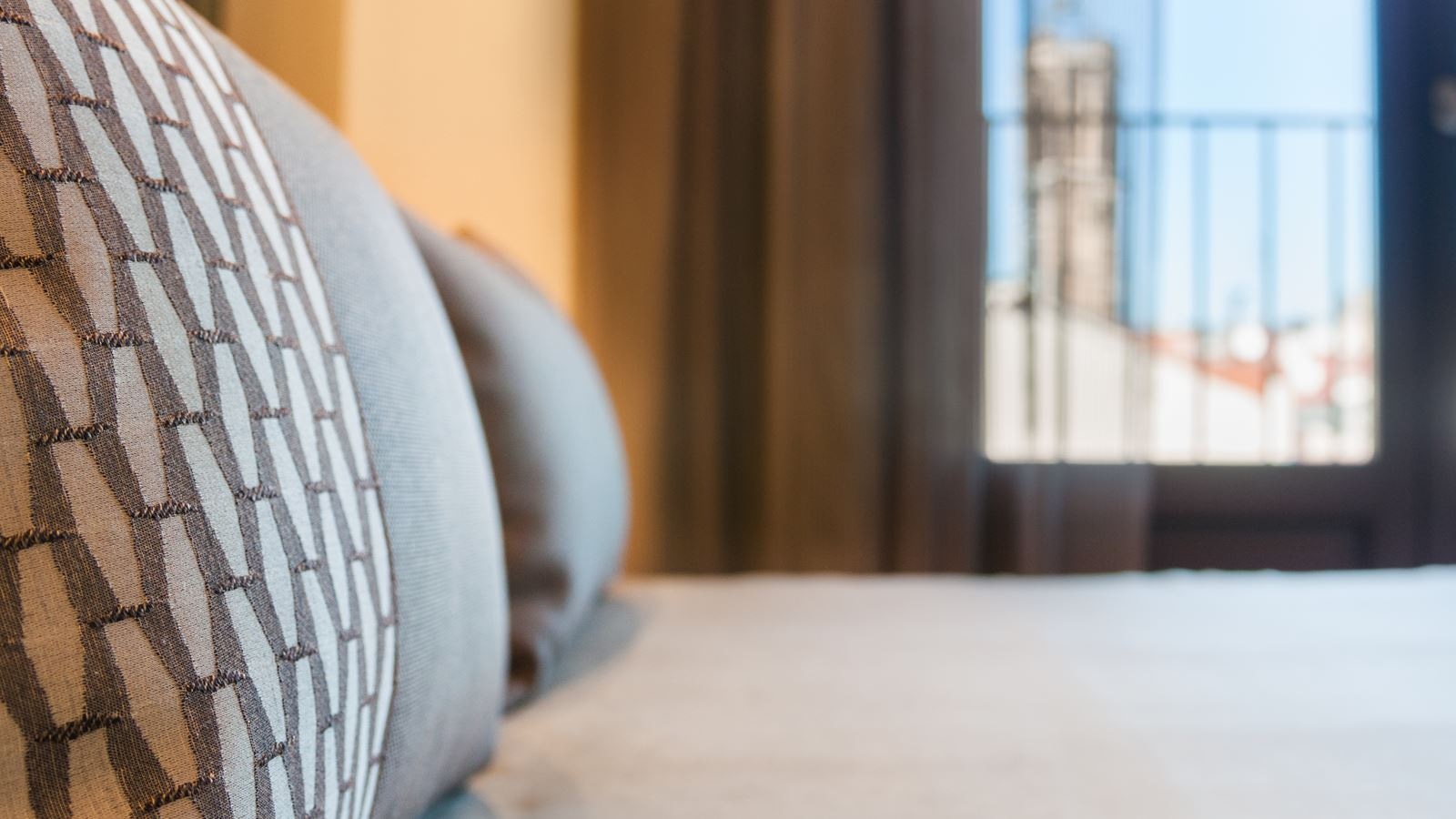 rooms-single-standard