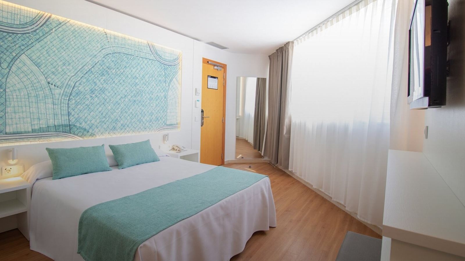 rooms-single-room