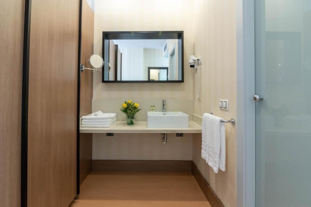 rooms-deluxe-sea-view