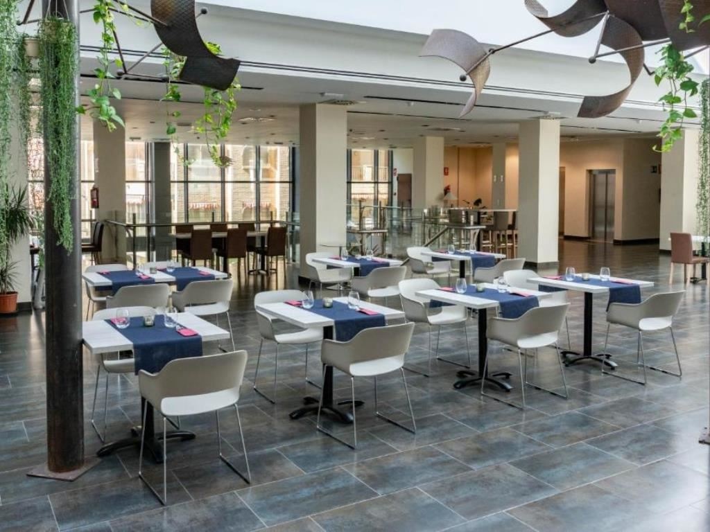 restaurants-restaurants