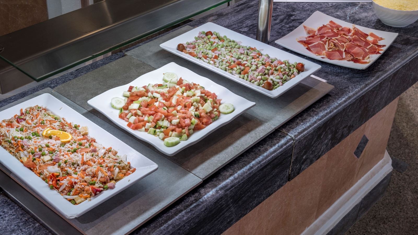 restaurants-restaurant-buffet