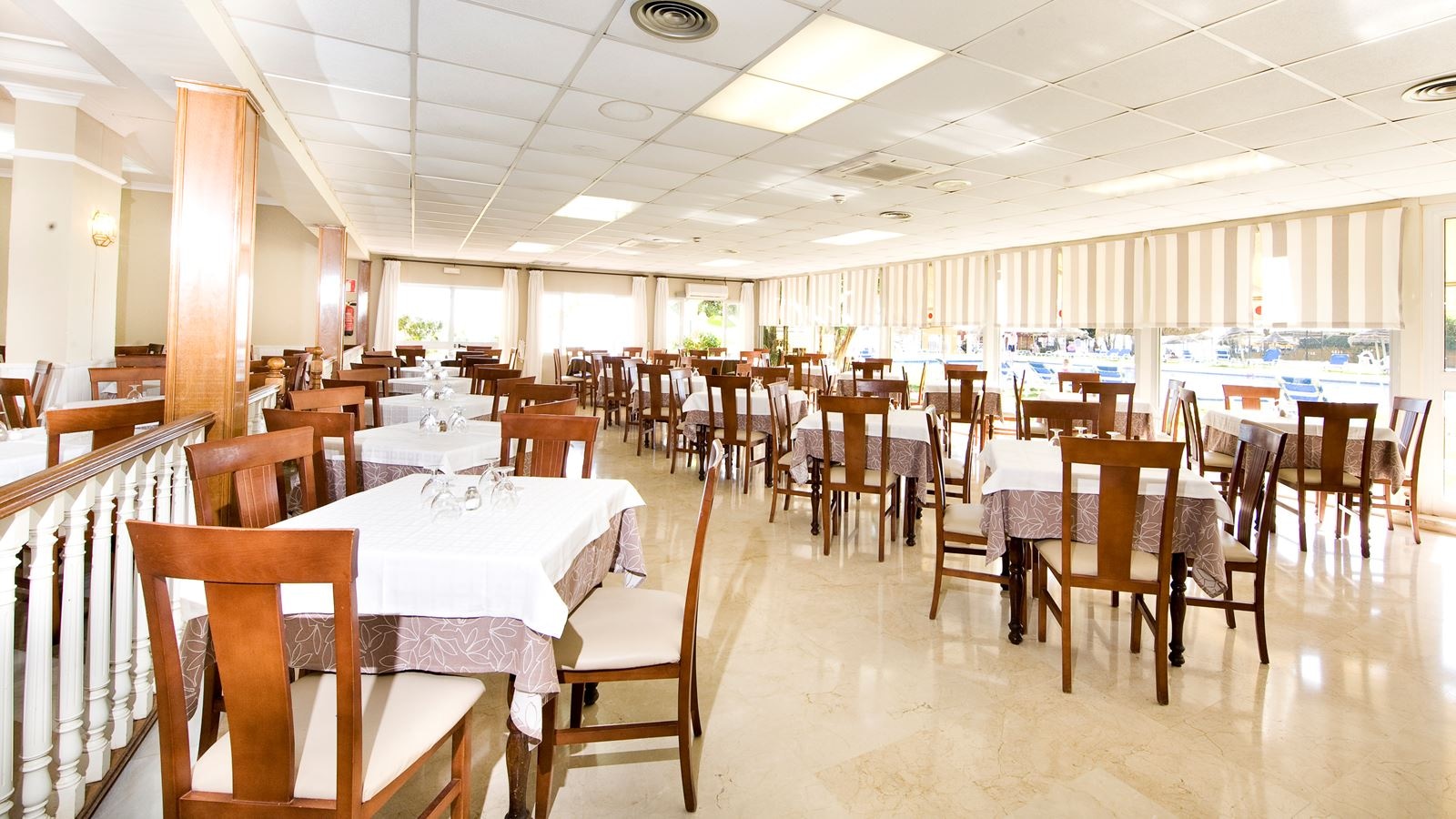 restaurants-restaurants