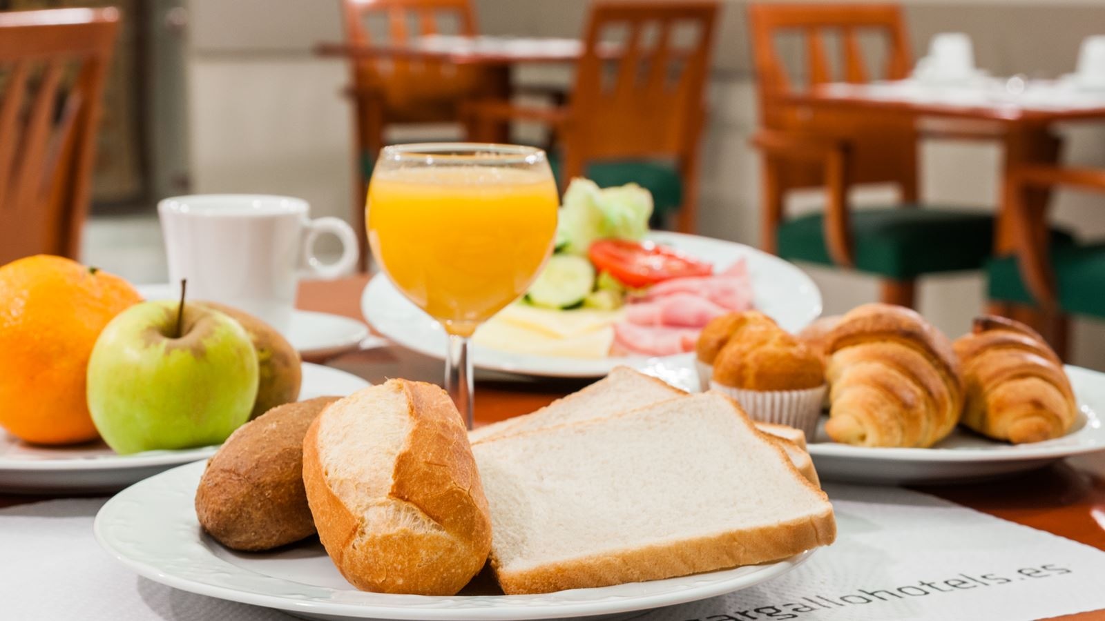 restaurants-restaurants