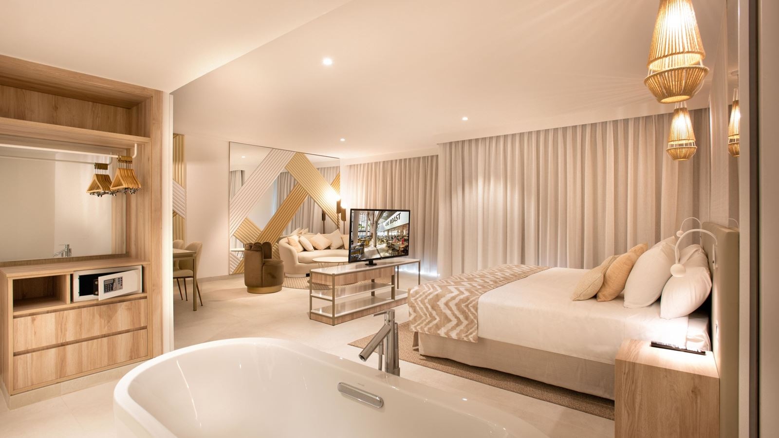 rooms-suite-platinum-side-sea-view-with-balcony-or-terrace