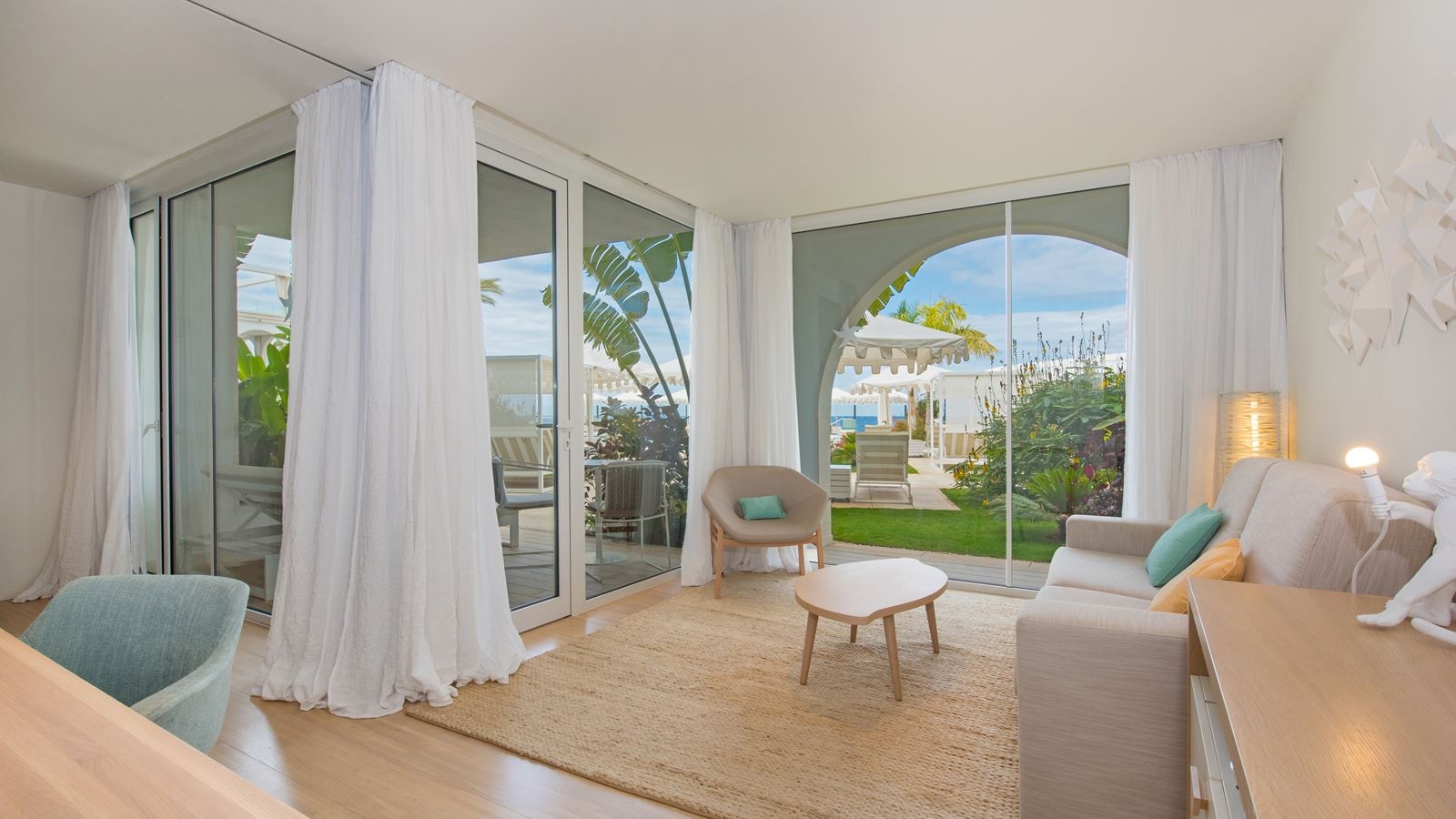 rooms-suite-superior-sea-view