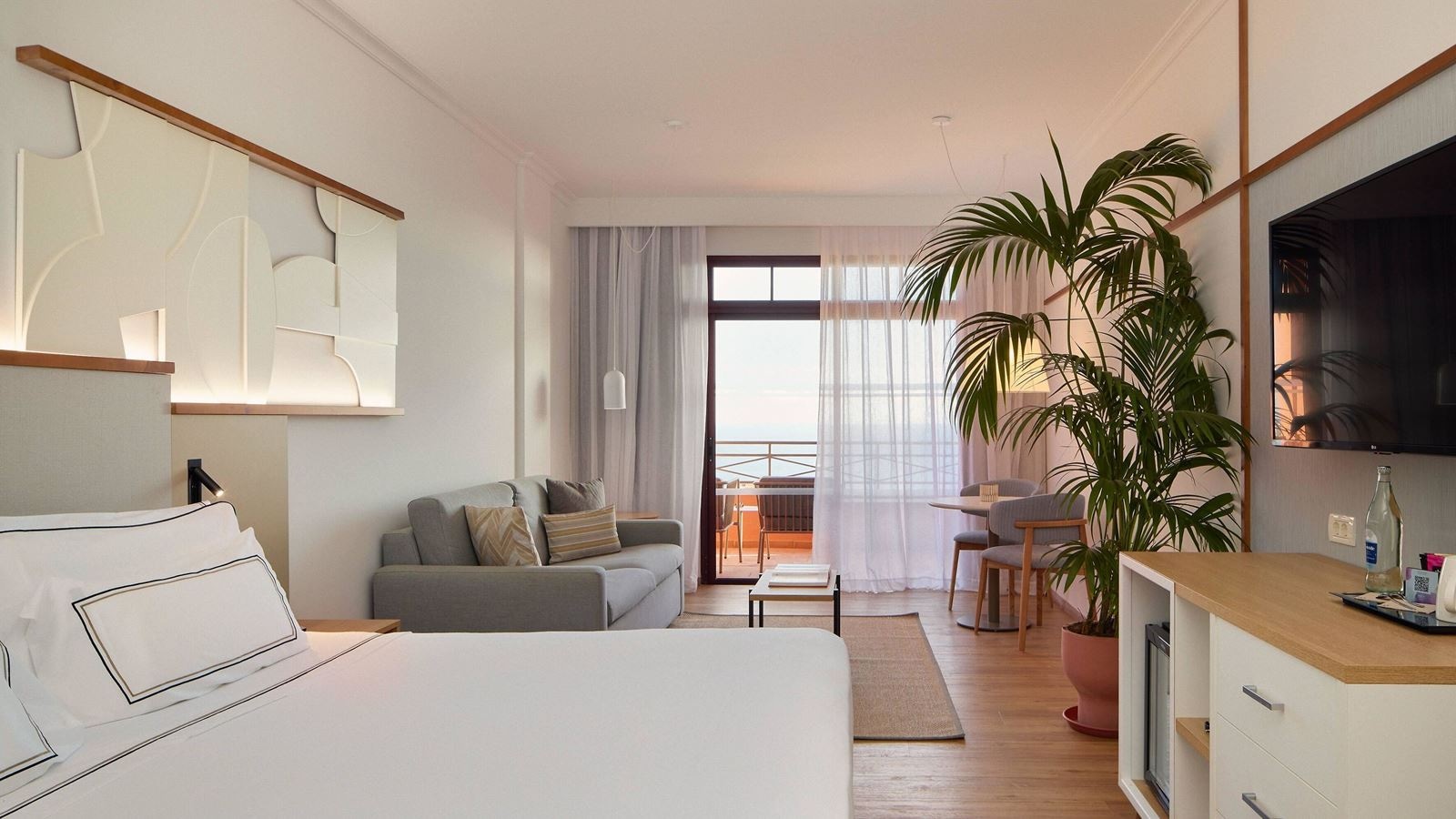 rooms-sjw-junior-suite-ocean-view