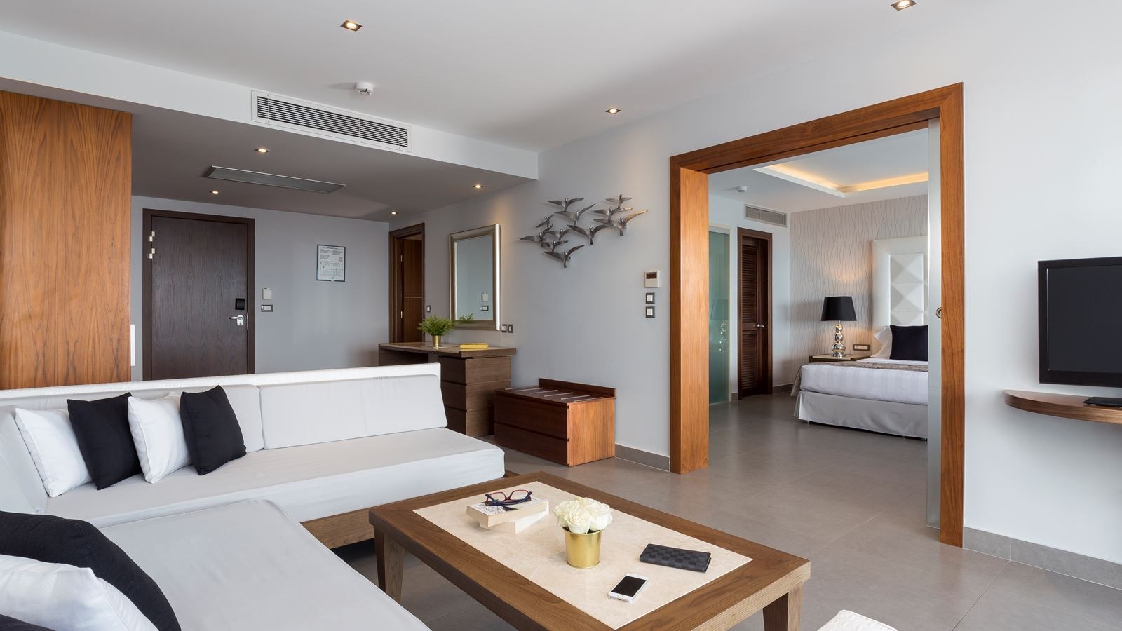 rooms-executive-suite-with-private-pool--sea-view