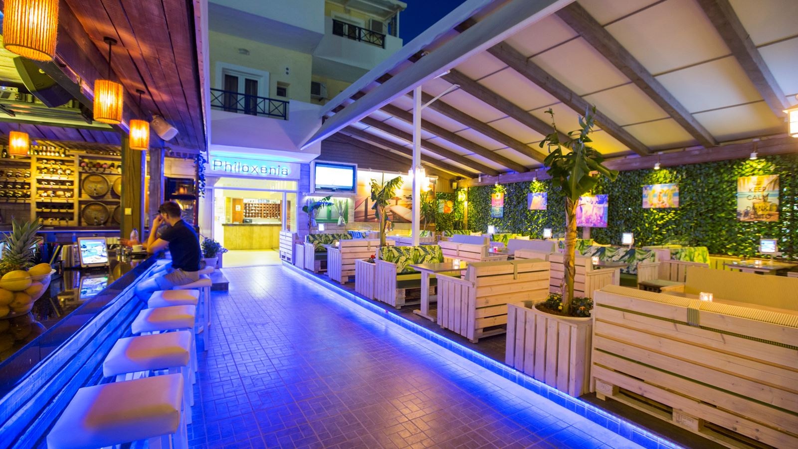 bars-philoxenia