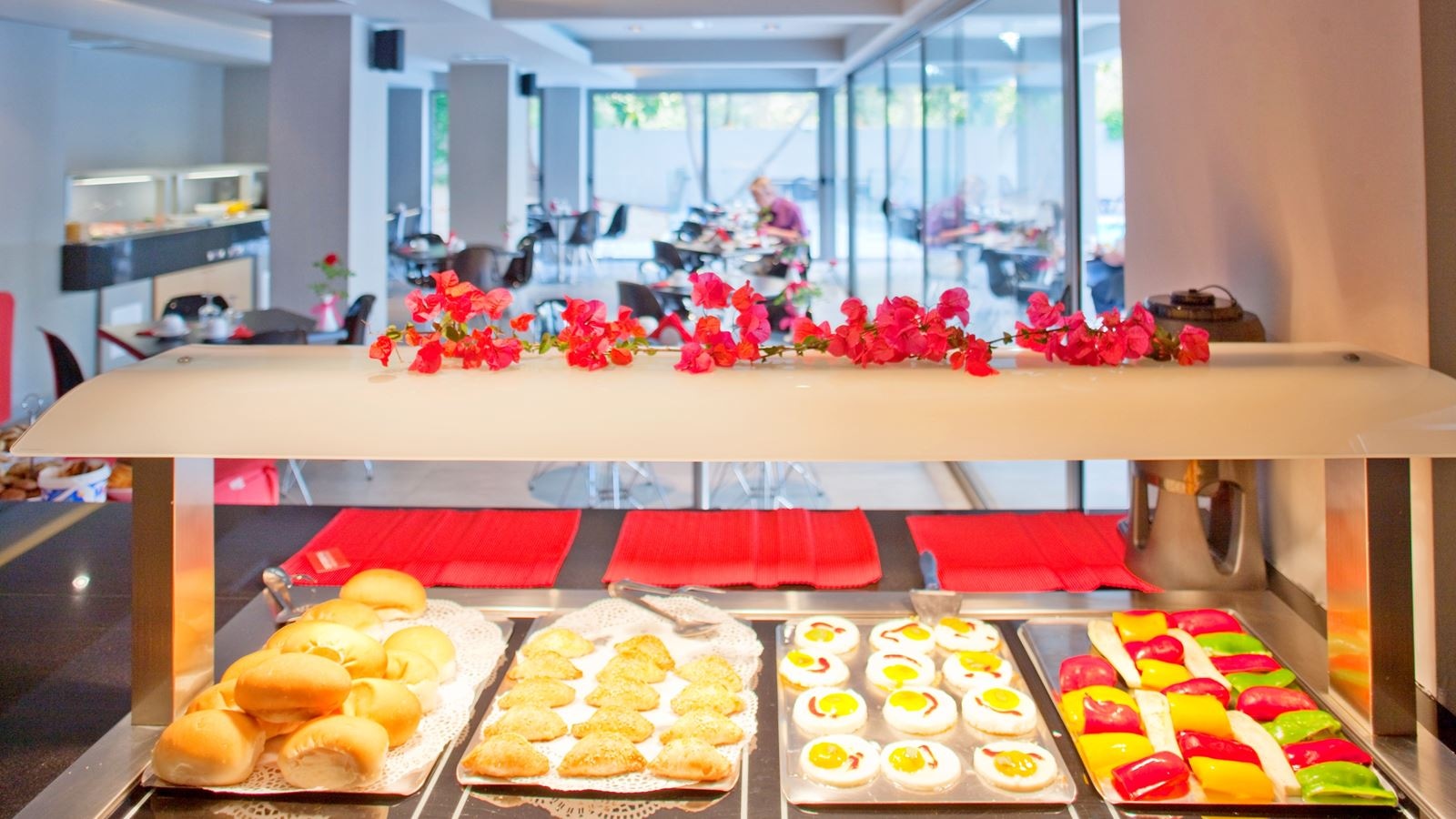 restaurants-main-restaurant