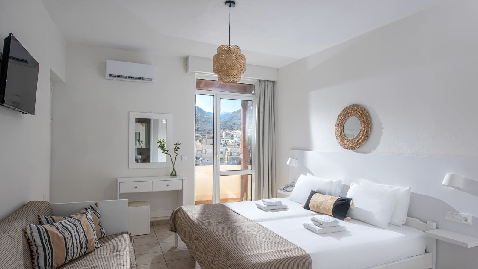 rooms-standard-double-room