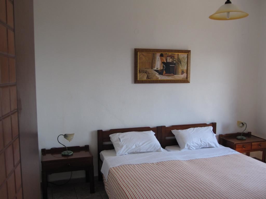 rooms-apartment-one-bedroom