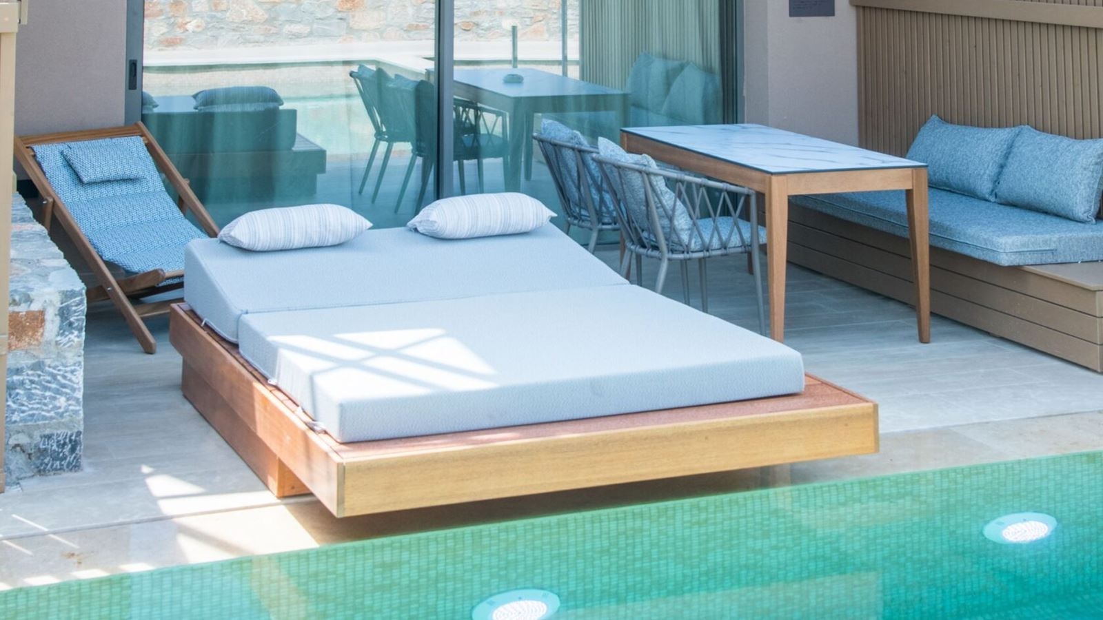 rooms-classic-double-room-garden-view-private-pool