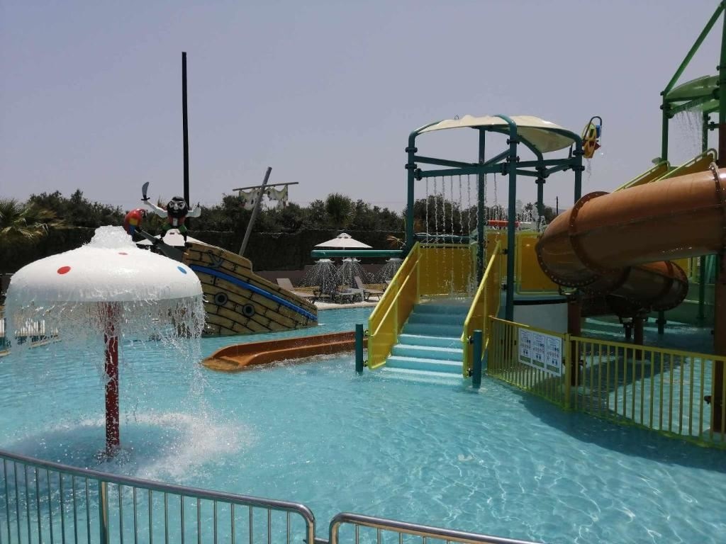 water-park-water-park