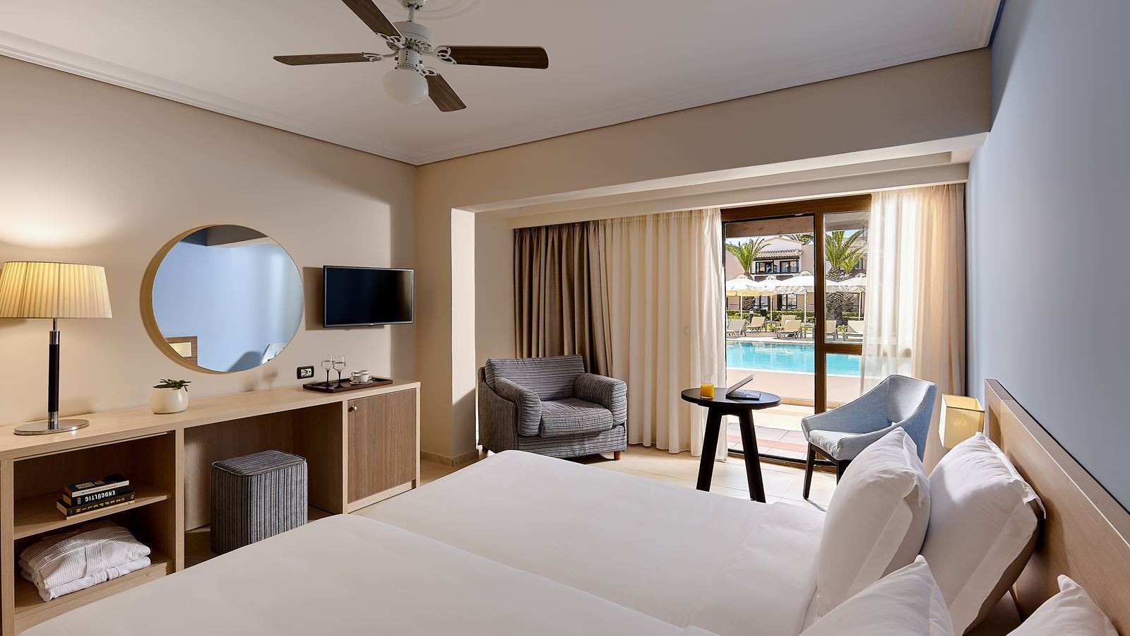 rooms-bungalow-singleuse-sharedpool