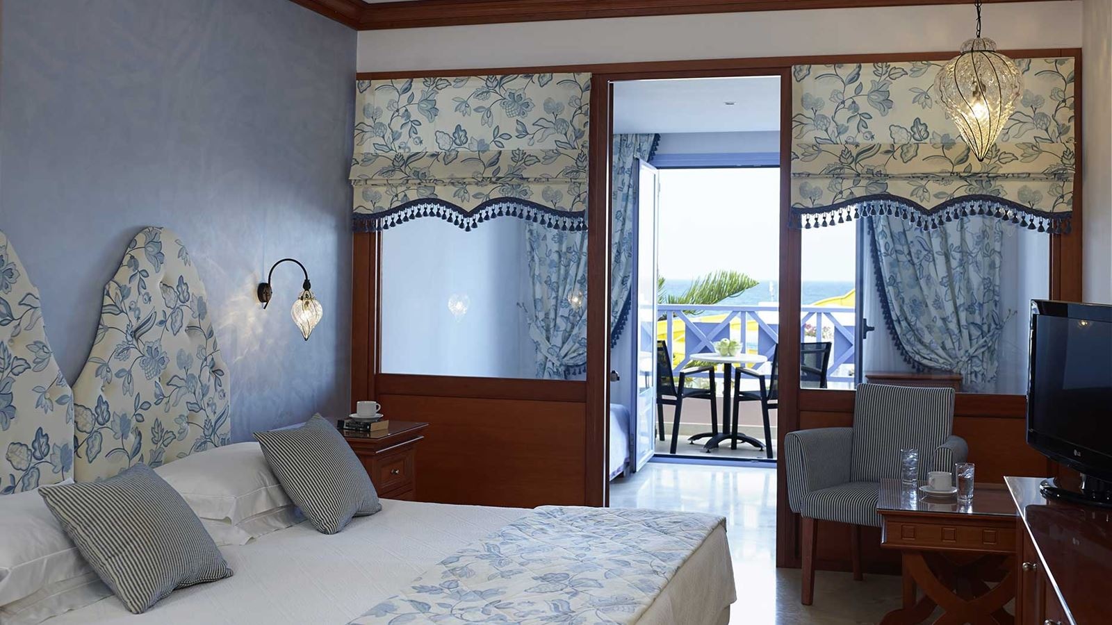 rooms-room-family-2-rooms