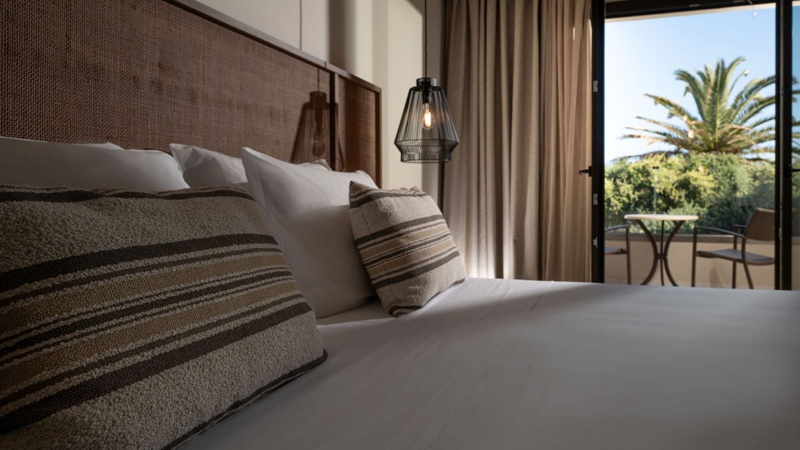 rooms-bungalow-standard