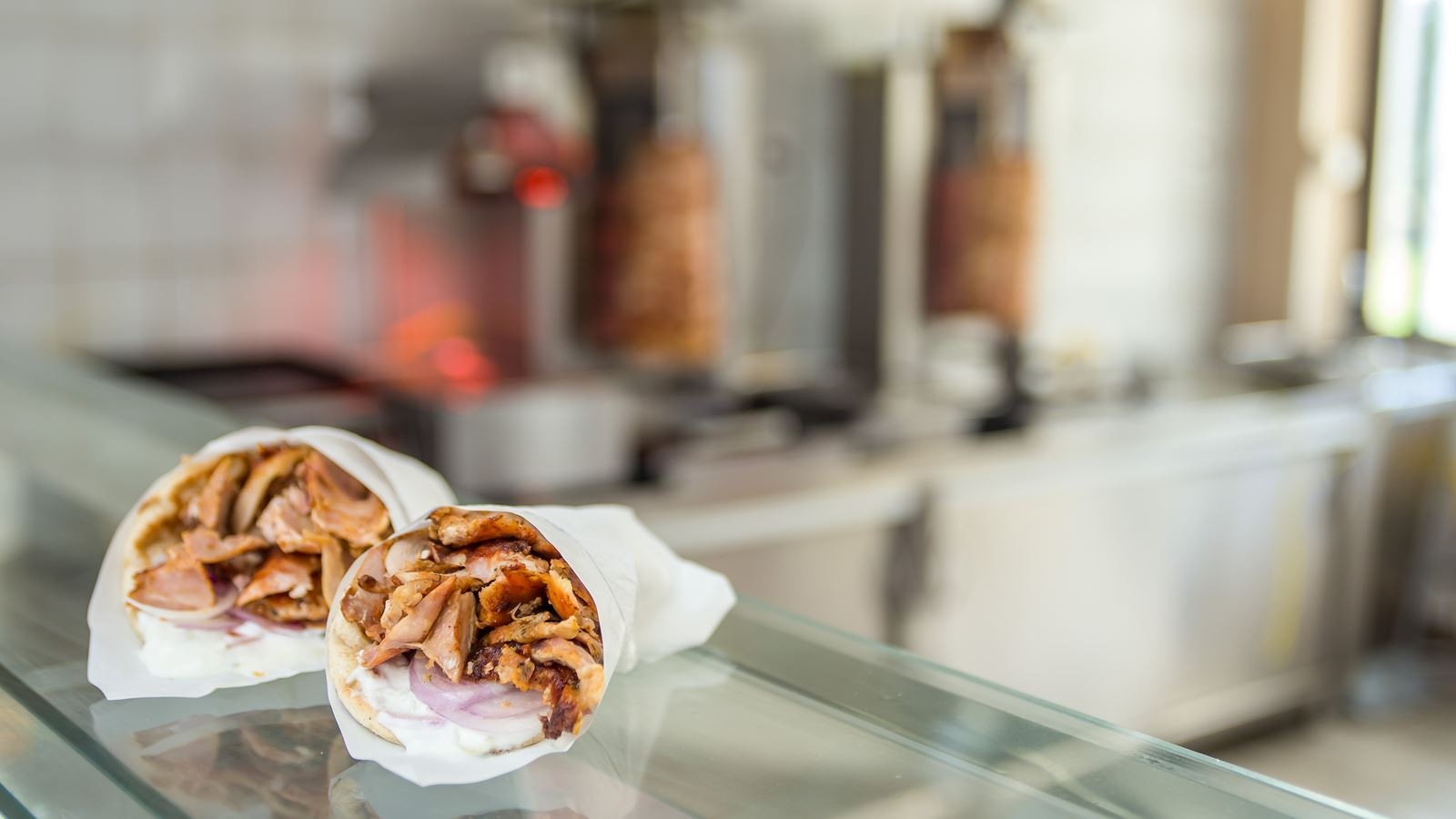 restaurants-meat-the-greek-gyros-corner