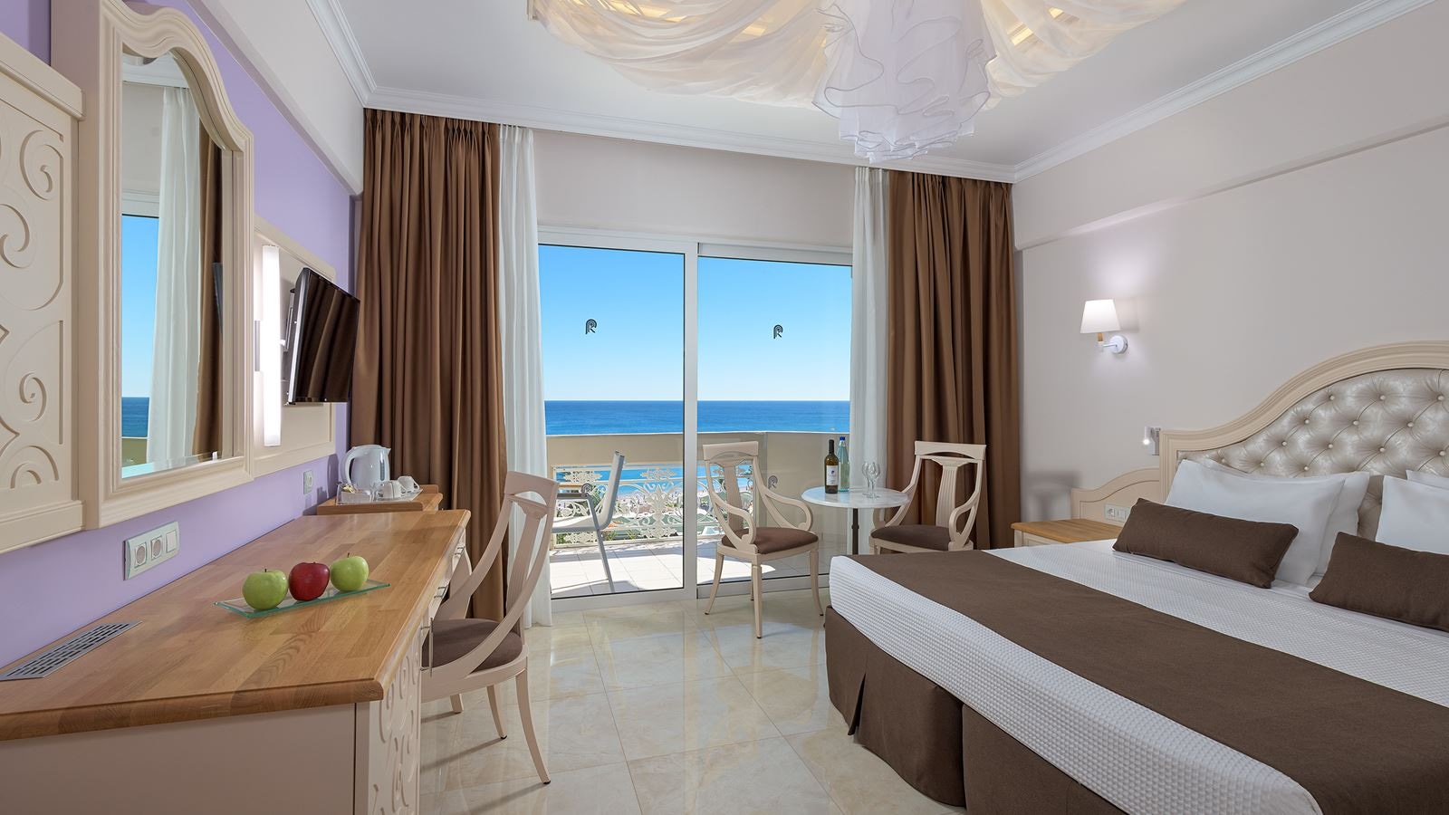 rooms-deluxe-room-sea-view