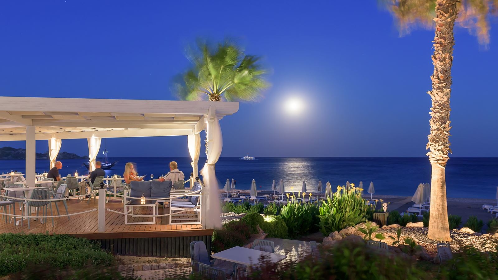bars-poseidon-beach-bar