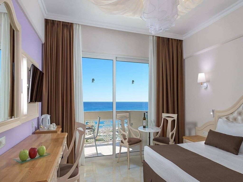 rooms-room-deluxe-sgl-sea-view