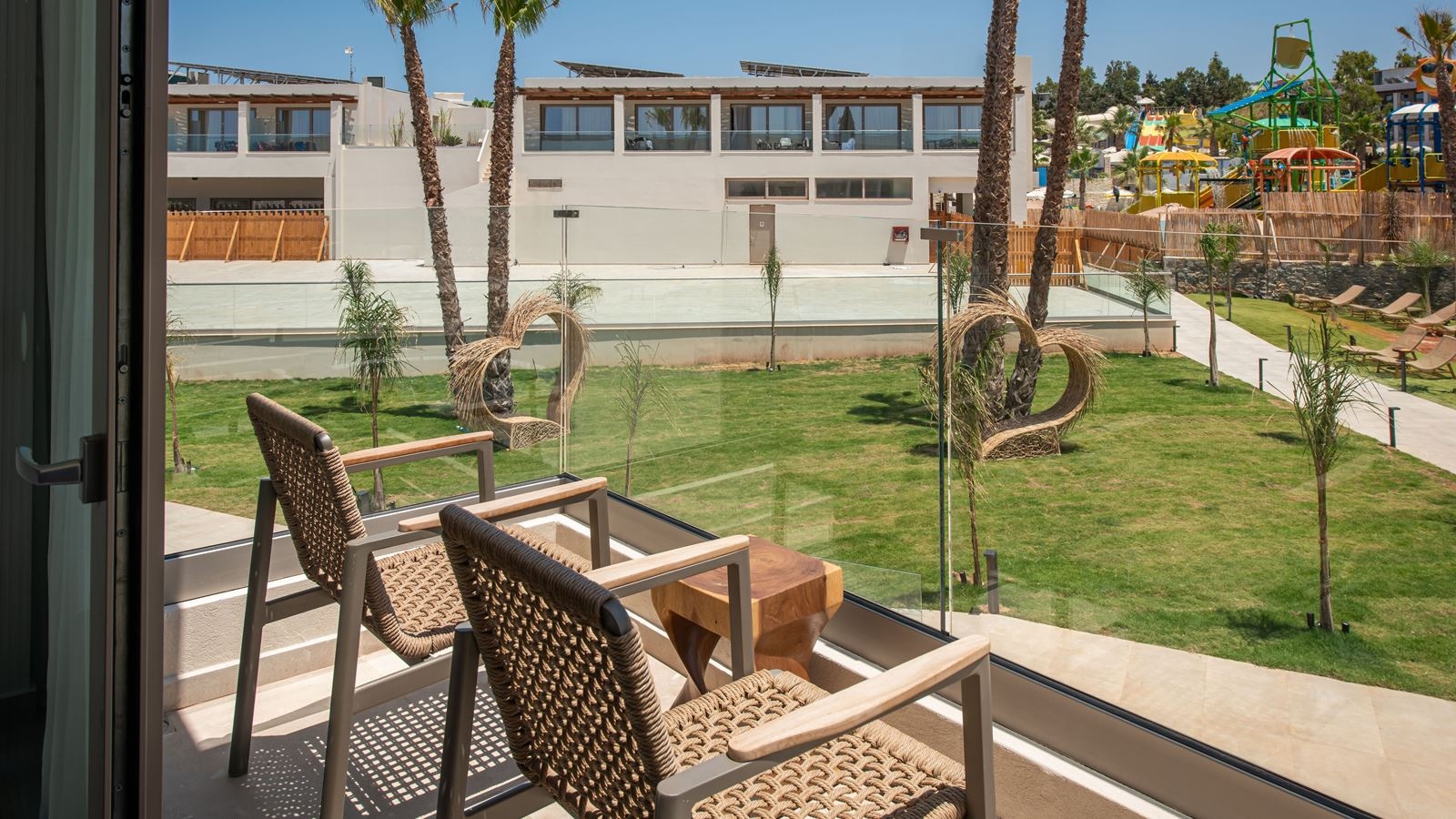 rooms-premium-family-suite